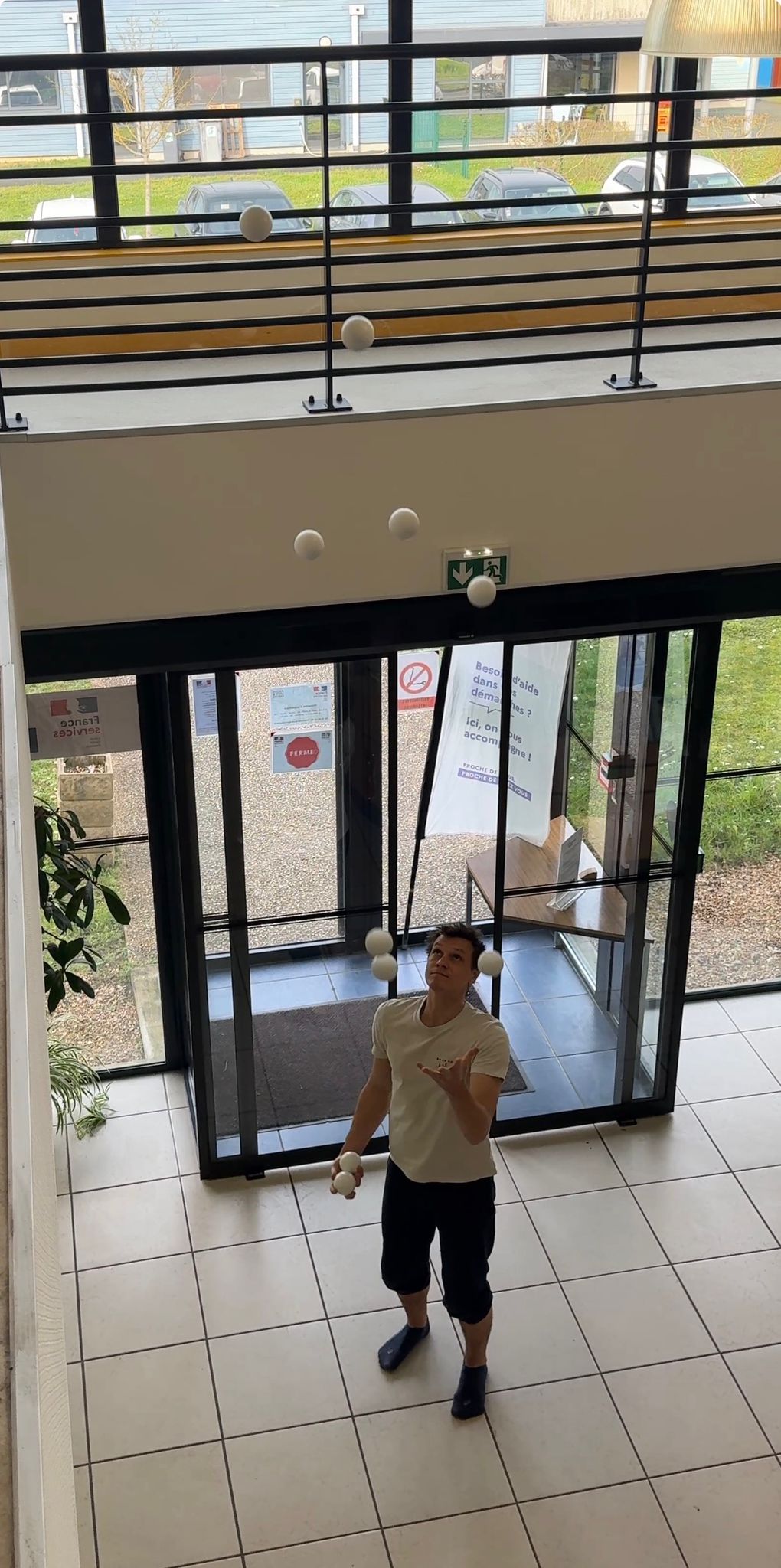 Atelier jonglage avec la Compagnie Zalataï
