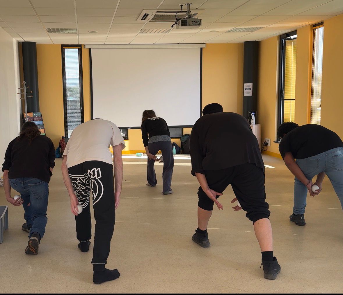 Jonglage et travail collectif
